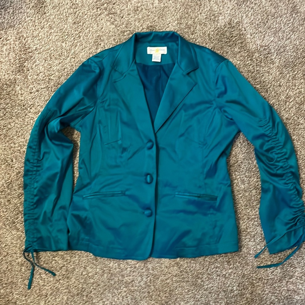 Beautiful retro satin blazer jacket Women’s